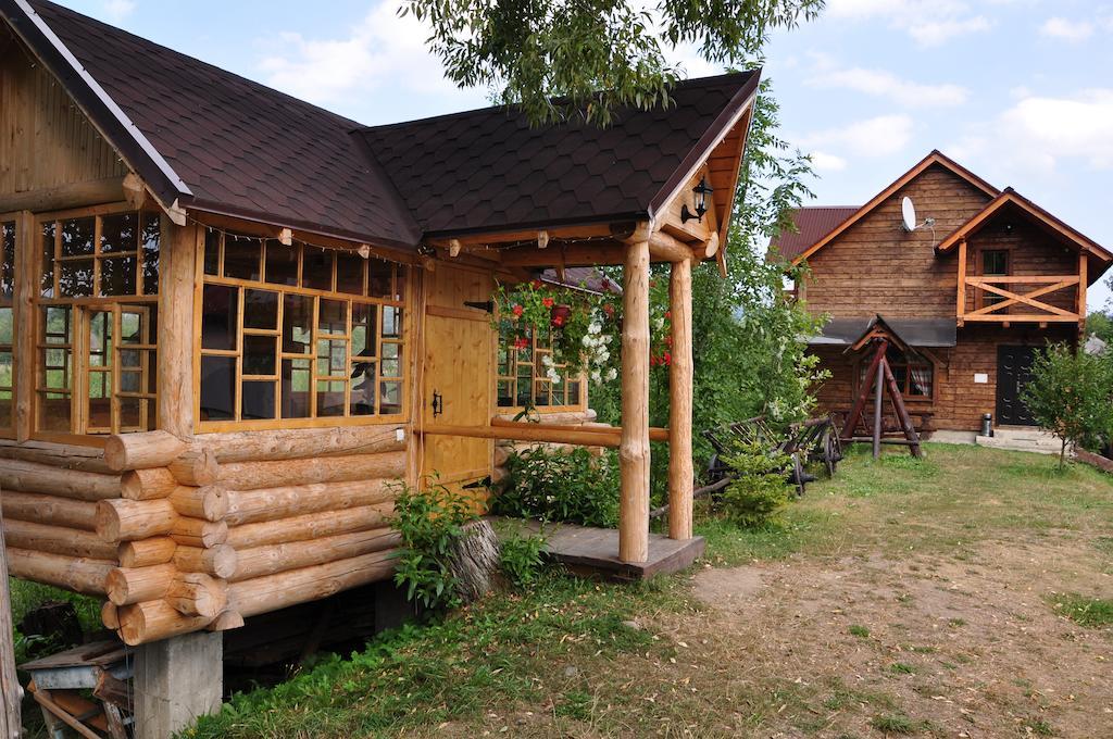 Hotel Bozhena Mykulychyn Exterior foto